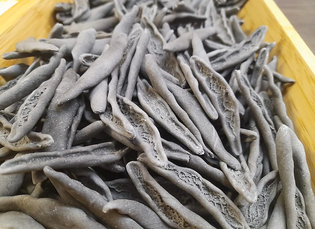 Pasta scura